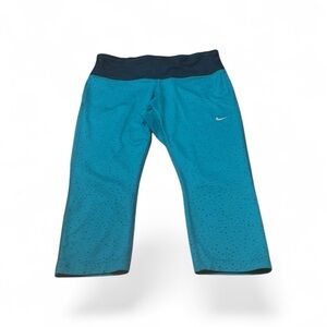 Women’s Nike Capri Relay tights